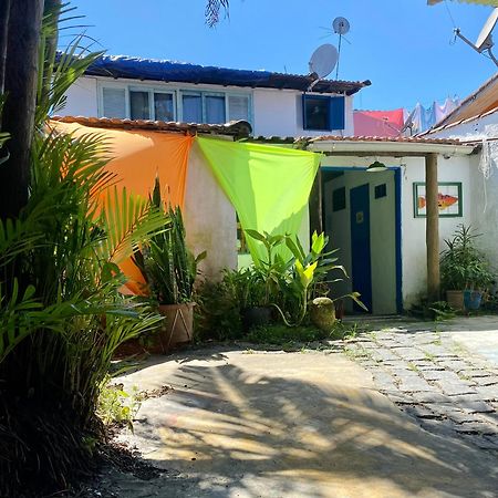 Casa Lee Hostel Парати Екстериор снимка